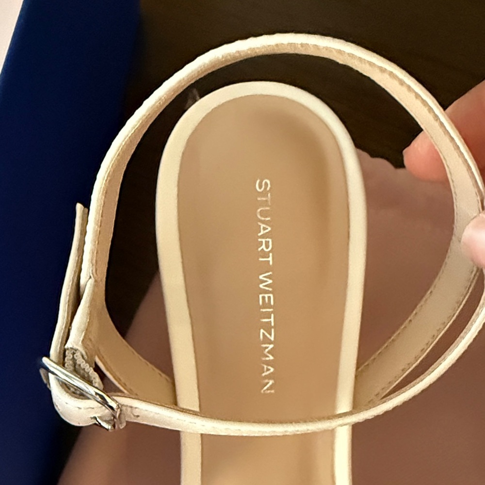 Stuart Weitzman Cream Pearl Embellished Heels - Picture 2 of 7